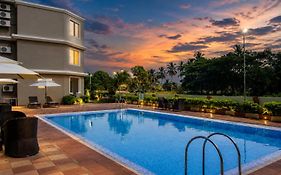 The Golden Suites & Spa, Calangute, 5 Mins Odd Drive To The Beach